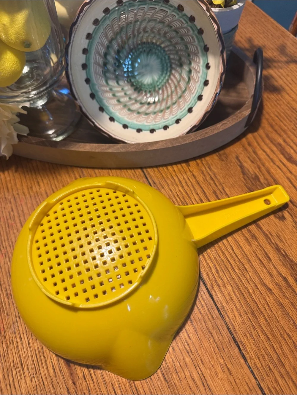 Vintage Tupperware Yellow 1-Quart Colander Strainer